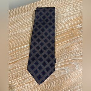 Valentino Silk Tie. Made in Italy.
